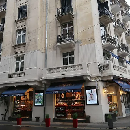 Athenee 1 * بوخارست